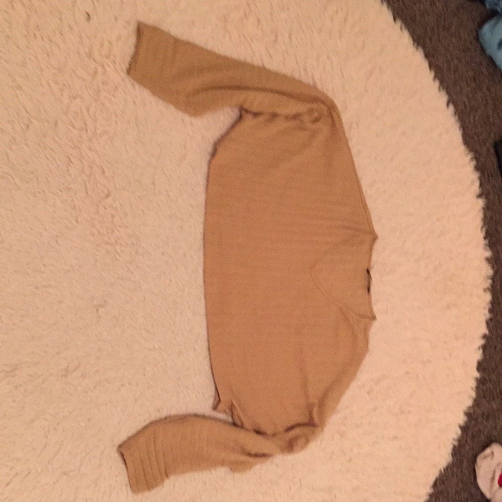 Crop top brand SHEIN,size MEDIUM,color BROWN.